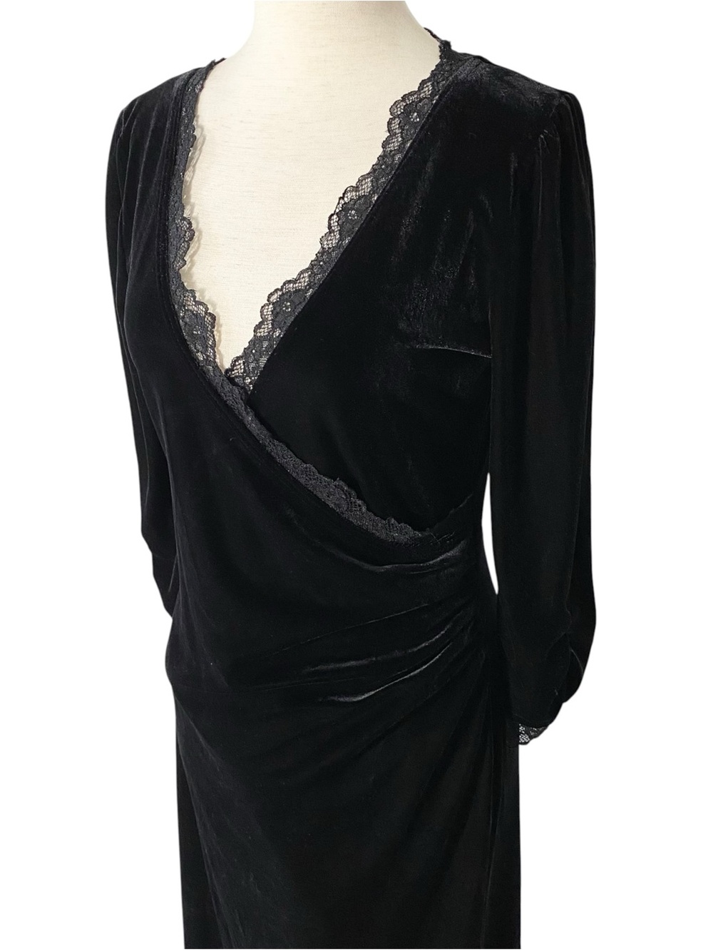 VINTAGE Ruched Wrap Velvet Midi Dress - Picture 3 of 6